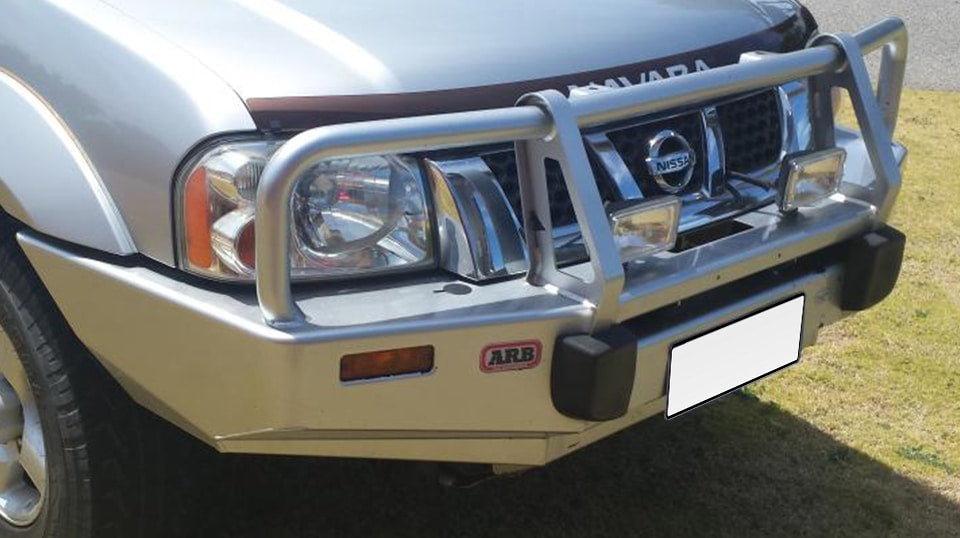 ARB Deluxe Bull Bar — Nissan Navara D22 2002-2005