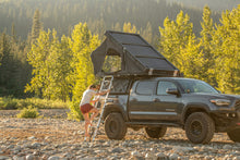 iKamper BDV Blue Dot Voyager Duo Rooftop Tent