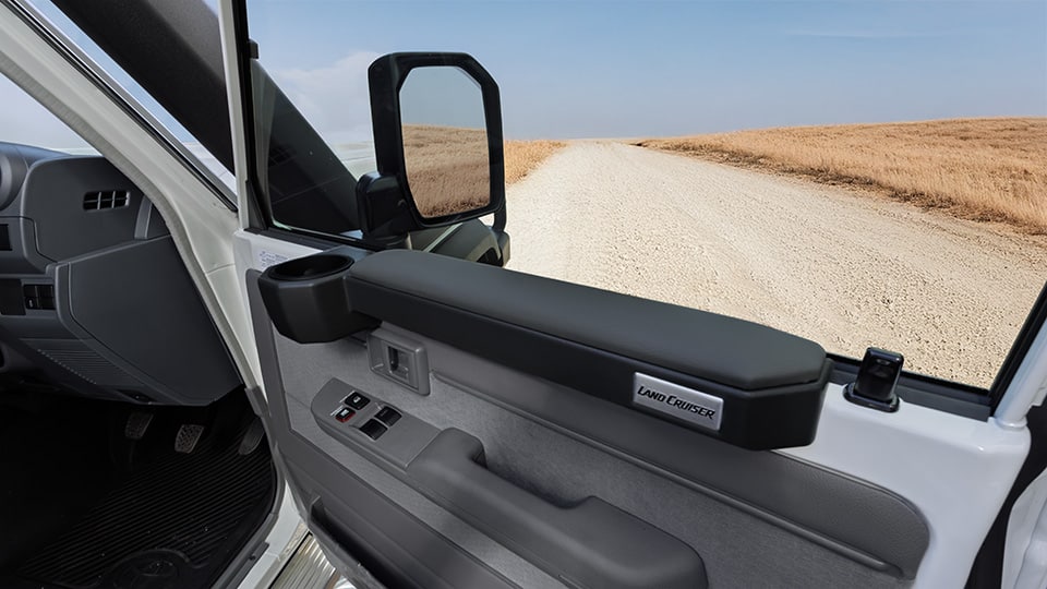 Desert Arm Rest Black — Toyota Land Cruiser