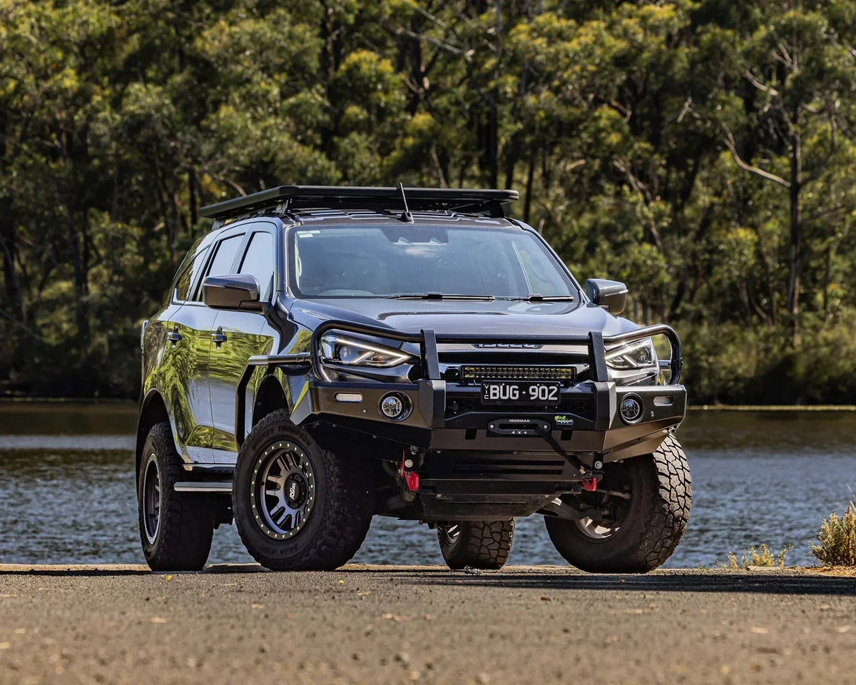 Ironman 4x4 Deluxe bull bar for the Isuzu MU-X RJ (2021+)