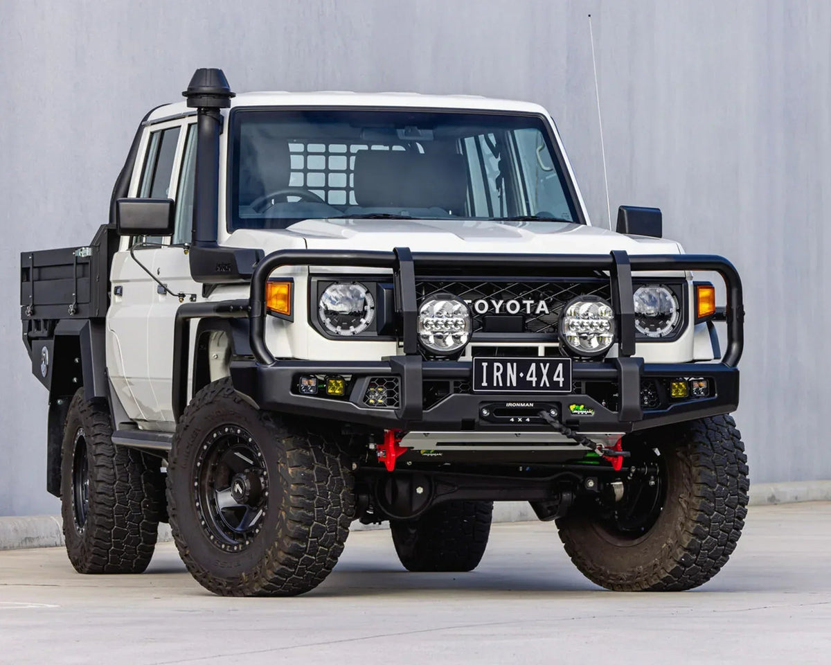 Ironman 4x4 APEX bull bar for the Toyota Land Cruiser 79 Pick-up and Land Cruiser 76 Station Wagon (2024+)