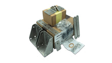 Alu-Cab Shadow Awning to Rhino load bar bracket, photo 3