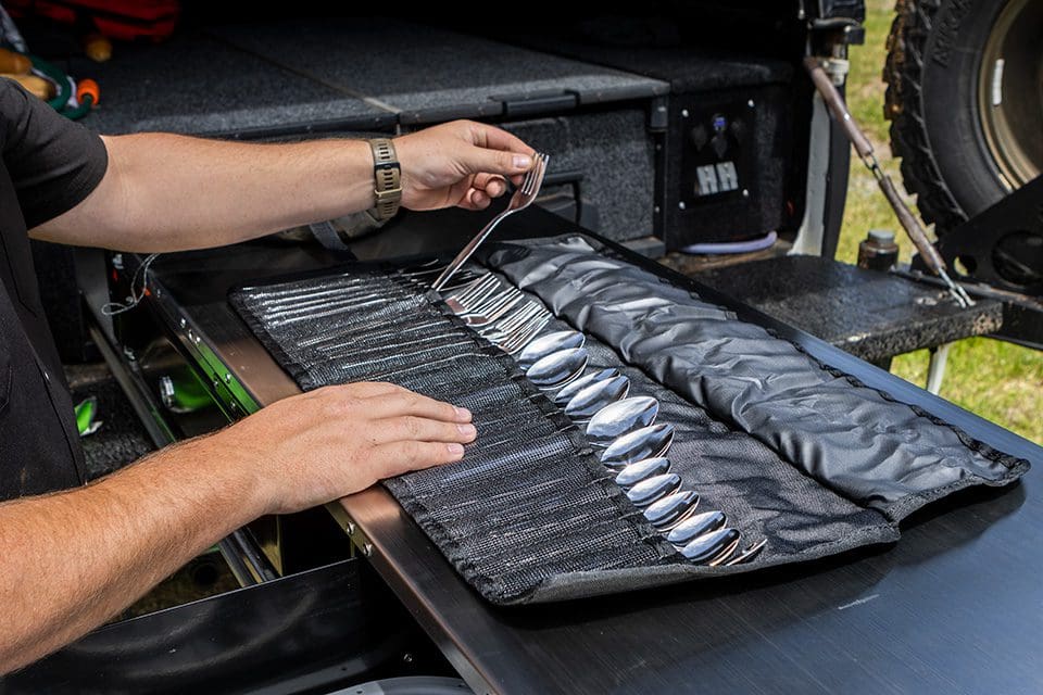 Desert Cutlery Roll 24 Piece