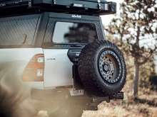 Alu-Cab Explorer Canopy in black tread for the Mercedes-Benz X-Class double cab, photo 4