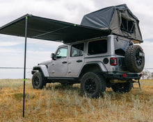 Ironman 4x4 Deltawing 90° Awning, 1.4m x 2m