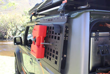 Alu-Cab Jimny Jerry Can Mount carrying jerry cans, photo 2