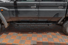 Desert Land Cruiser Double Cab — V-Range Rocksliders — view 2