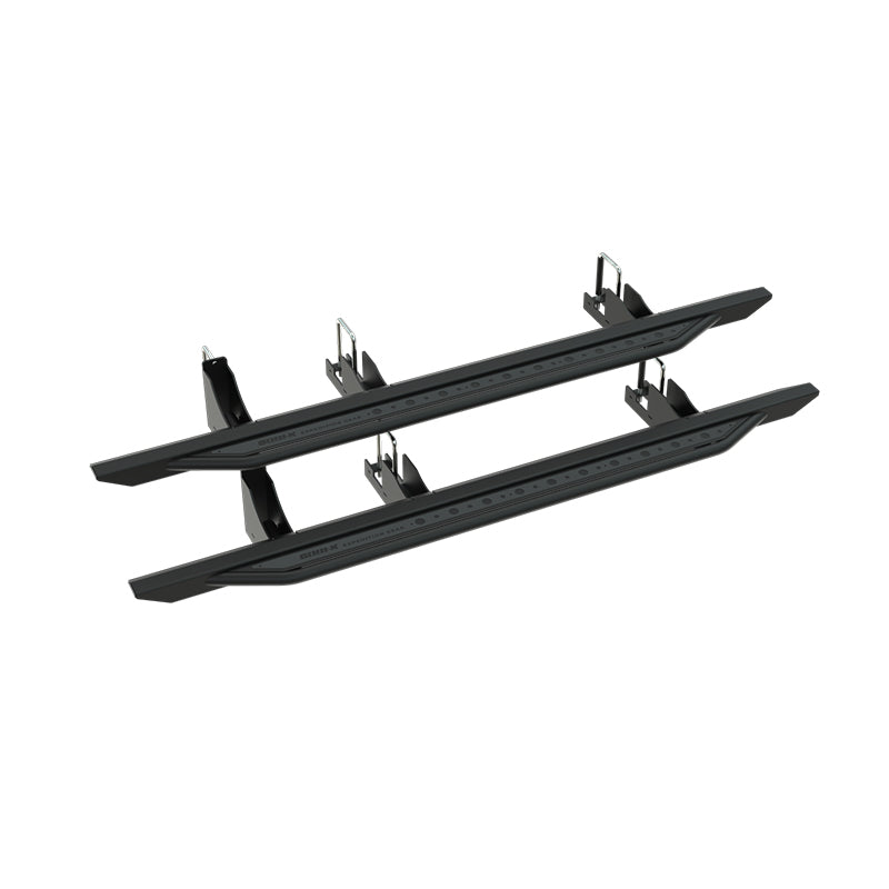 Gobi-X Standard Rock Sliders on a Toyota Land Cruiser 70 Series Double Cab