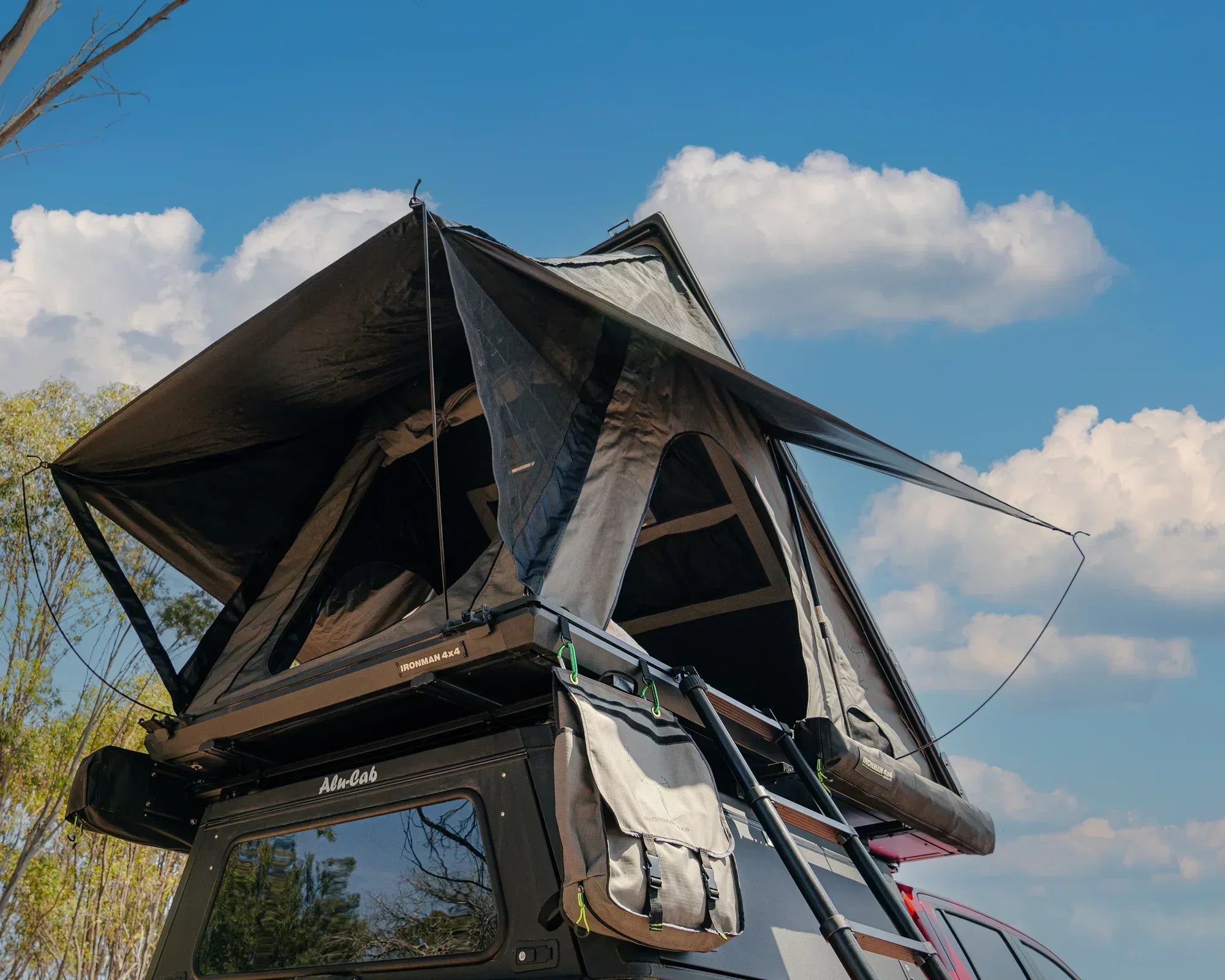 Ironman 4x4 Orion 1400 Rooftop Tent
