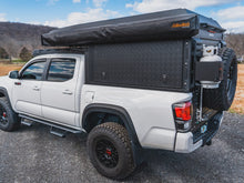 Alu-Cab Canopy Camper Deluxe on a bakkie, photo 3
