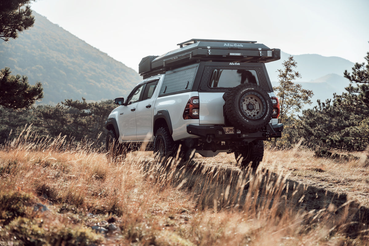Alu-Cab Explorer Canopy, Toyota Hilux