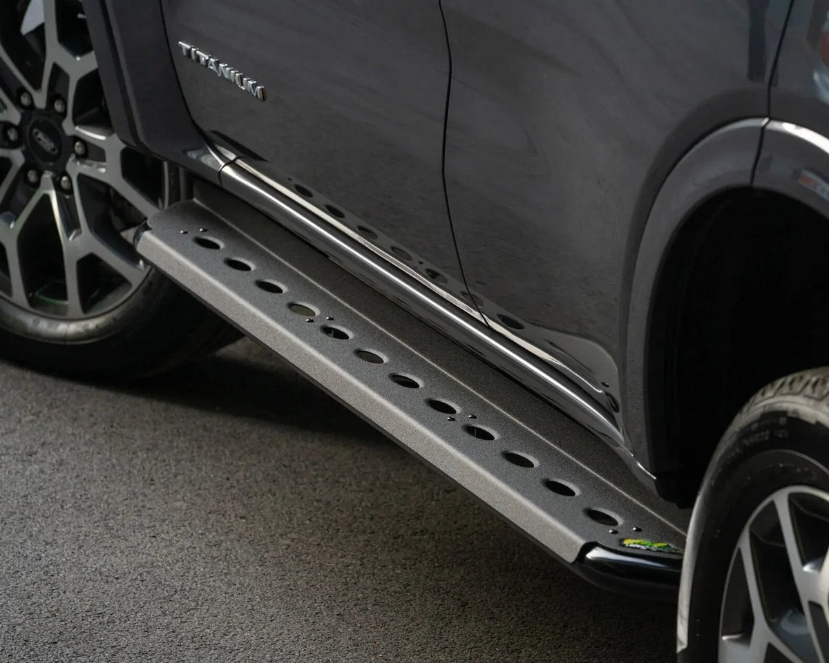 Ironman 4x4 side steps SS048-D for Nissan D23 Navara