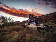 Alu-Cab Thor roof conversion on a Toyota Land Cruiser 76, photo 2