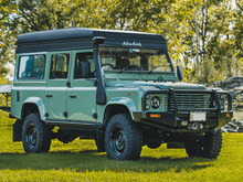 Alu-Cab Icarus roof conversion on a Land Rover Defender 110, photo 3