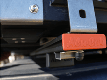 Alu-Cab V2 Load Bars, 1250mm, black end caps, photo 4