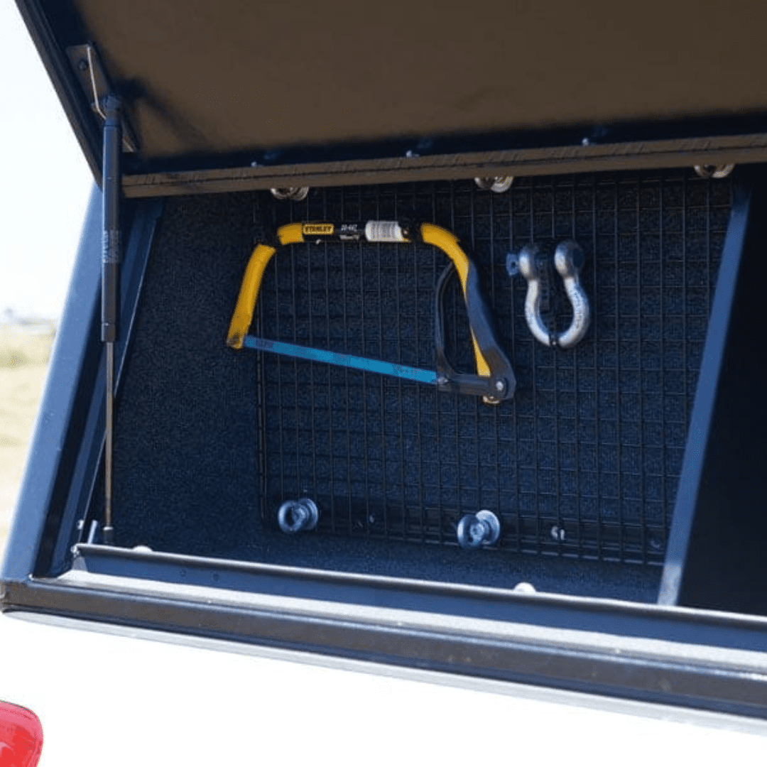 Alu-Cab recovery mounting kit with canopy cupboard