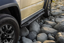 Desert Suzuki Jimny Gen4 5 Door — V-Range Rocksliders — view 5