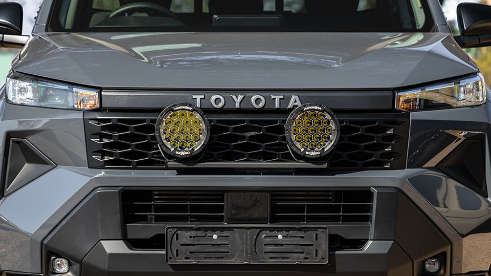Desert Grill Spotlight Bracket — Hilux Travo (N90)