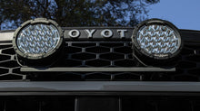 Desert Grill Spotlight Bracket — Hilux Travo (N90) — view 6