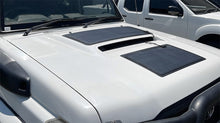 Desert Toyota Land Cruiser 70 Series Hood Flexible Solar Panel 65W + Vinyl Decal