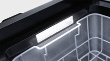 60L Desert Fridge / Freezer 12/220V — view 4
