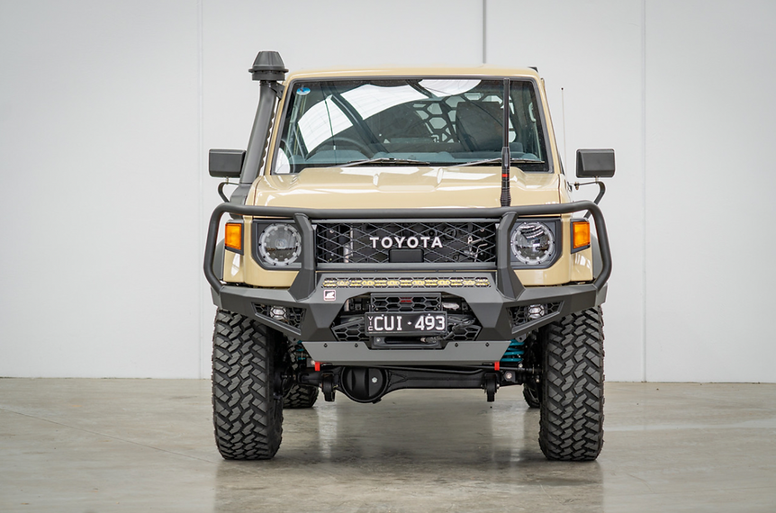 Offroad Animal Land Cruiser 70 Series Toro bar available from 4Matt Campers in Cape Town