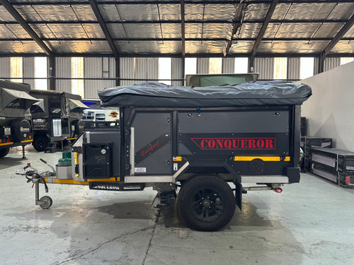 2022 Conqueror Comfort Recce off-road camping trailer – rooftop tent and awning set up with annex room
