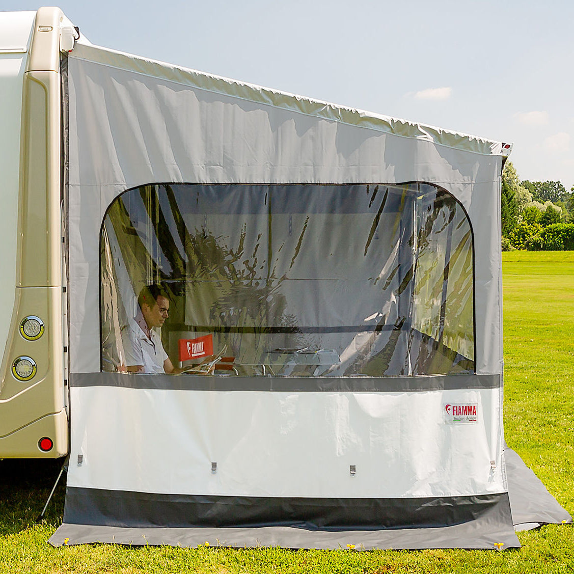 Fiamma Side W Pro XXL awning side panel