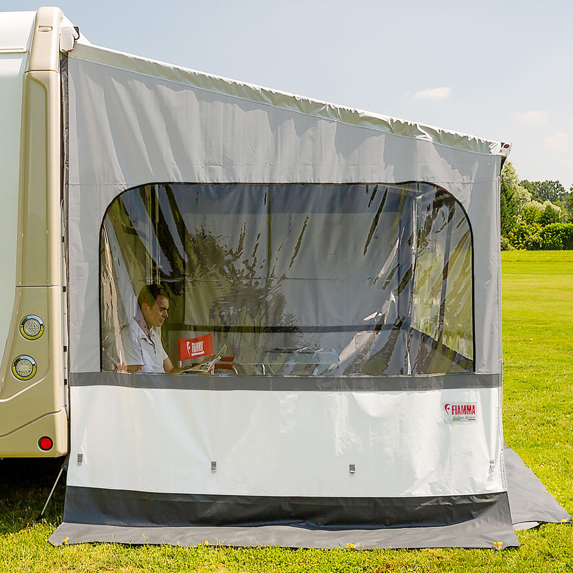 Fiamma Side W Pro XXL awning side panel