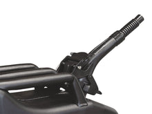 Fuel jerry can spout detail