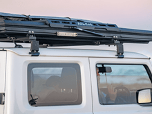 Alu-Cab V2 Load Bars, 1550mm, black end caps, photo 3