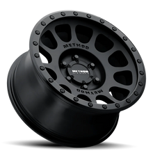 Method Race Wheels 305 Double Black alloy wheel, photo 3