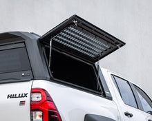 Ironman 4x4 RAID Full Glass aluminium canopy for the Toyota Hilux Revo (2016-2018, 2018-2020 and 2021+), photo 4