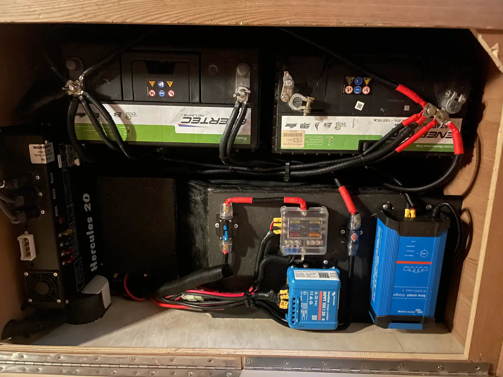 4Matt Campers Bellville Western Cape caravan battery and Victron electrical fitment